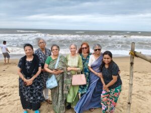 senior travel services in Kolkata